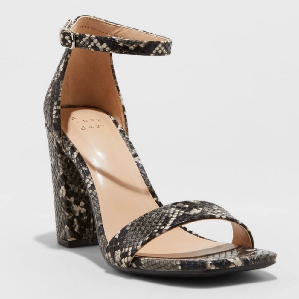 NWT A New Day Ema Snake Square Toe Block Pumps